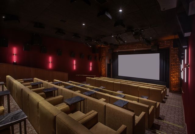 Featured photo from nya WEST Cinema