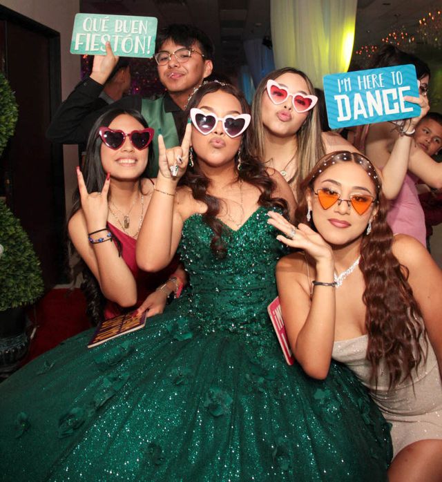 Featured photo from The Social Pose