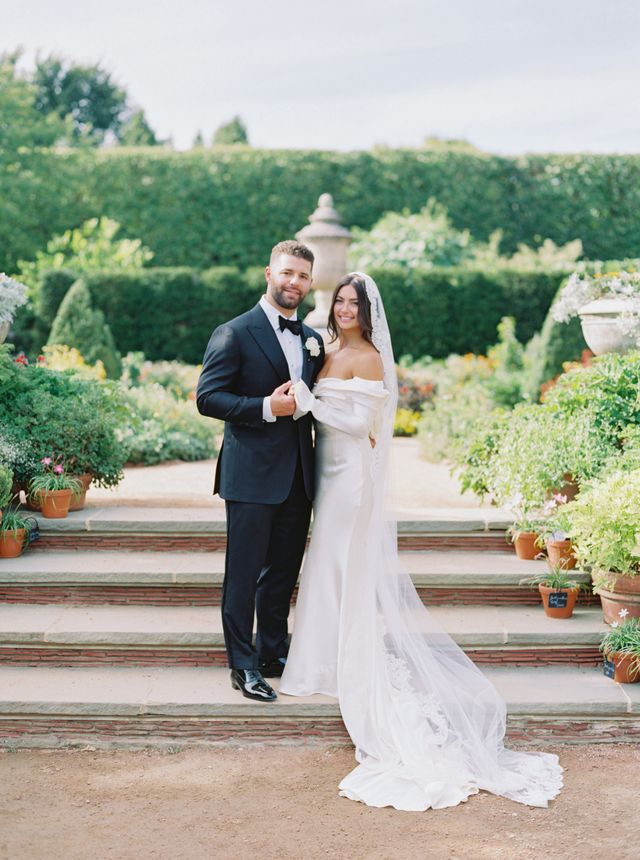 Featured photo from Chicago Botanic Garden Wedding