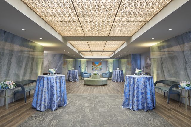 Featured photo from The Lobby