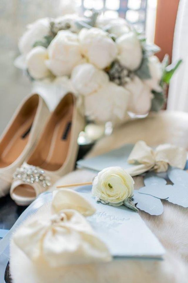 Featured photo from Elegant Winter Wedding in Beaver Creek