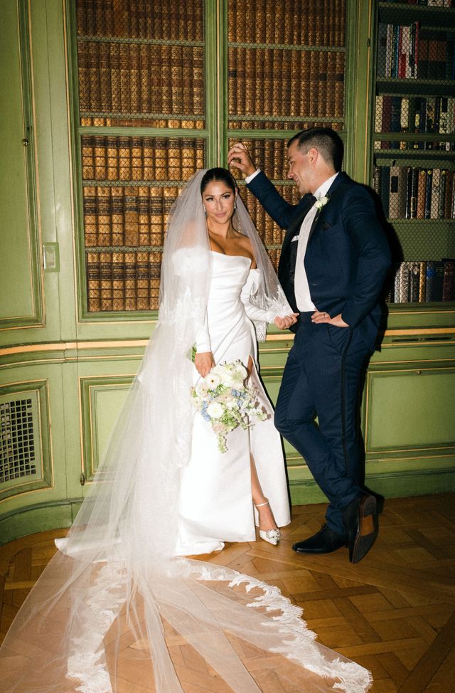 Featured photo from Step into Enchantment with this Classically Stunning Wedding at Meridian House