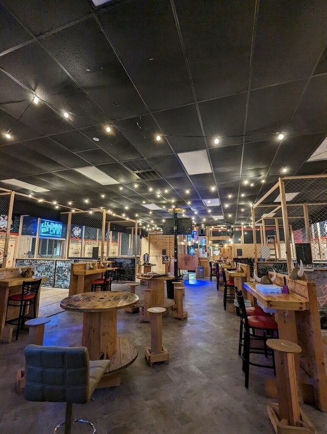 Featured photo from Jack Axe Entertainment