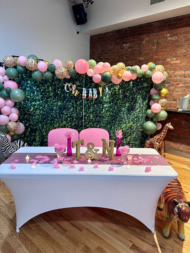 Featured photo from Safari Themed Baby Shower