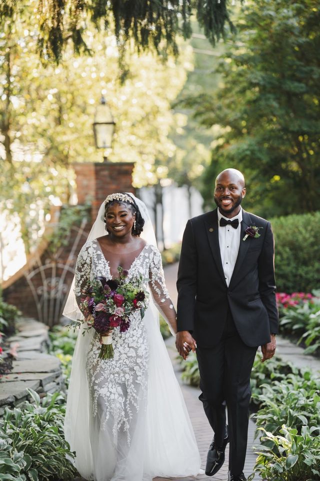 Featured photo from Ebony & Wendel