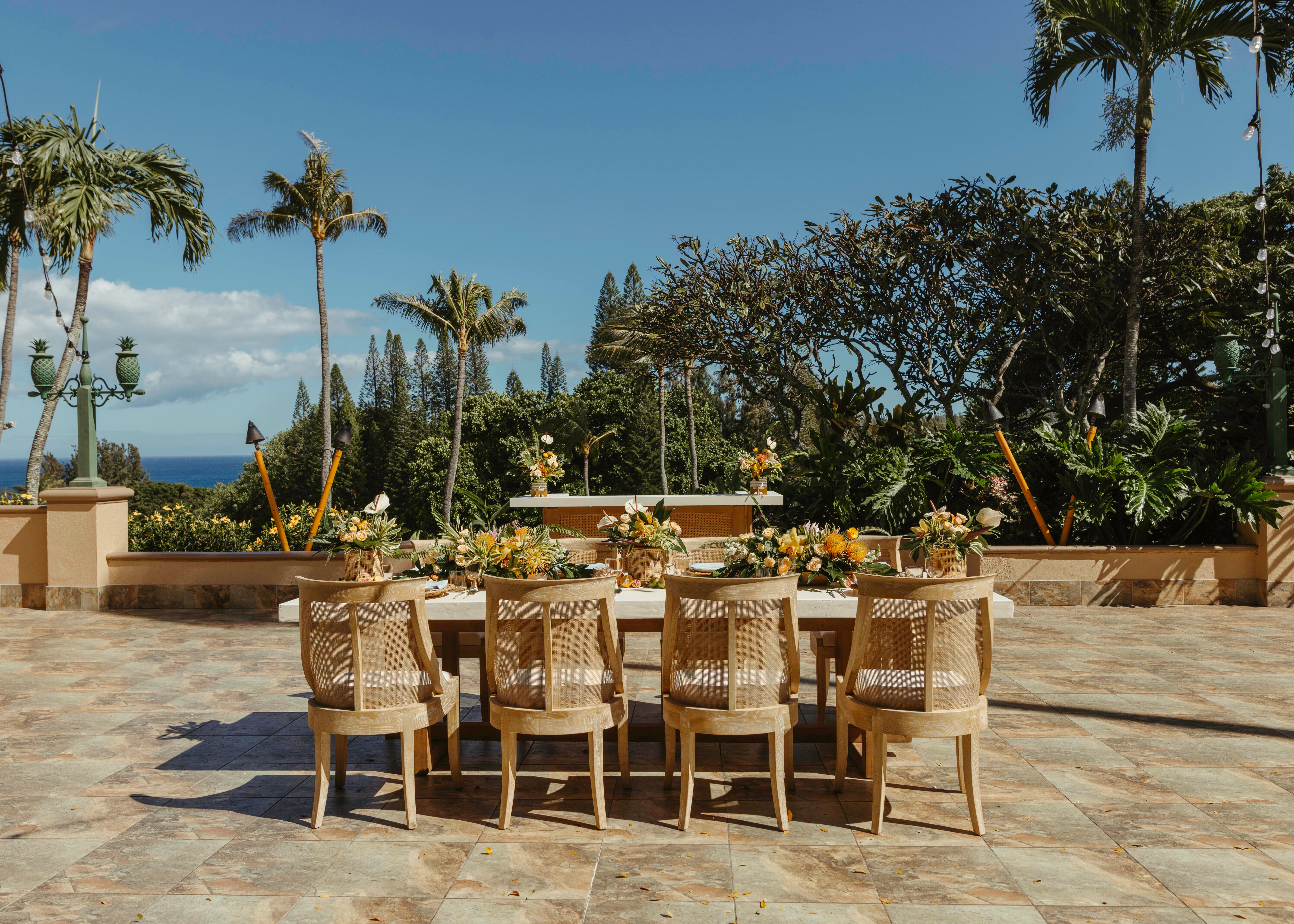 ホリデーパル　カトー　ラウンドハウス Plantation Ballroom Lanai | The Ritz-Carlton Maui, Kapalua