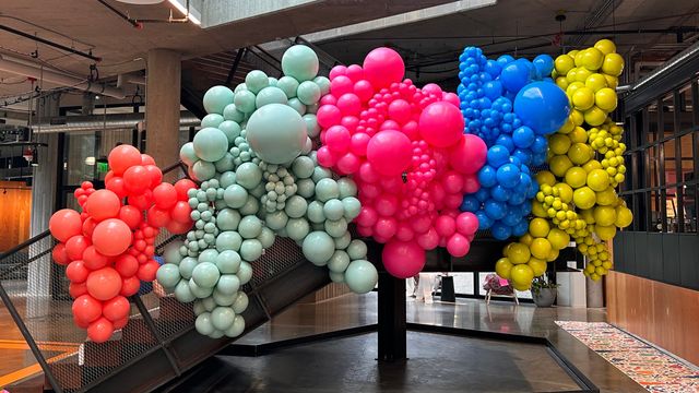 Featured photo from Custom Confetë