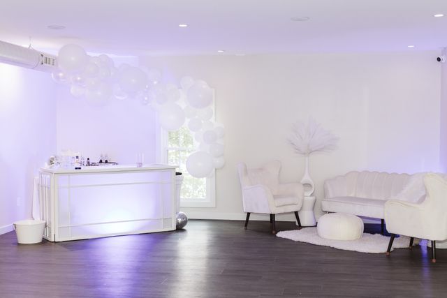 Featured photo from Main Room