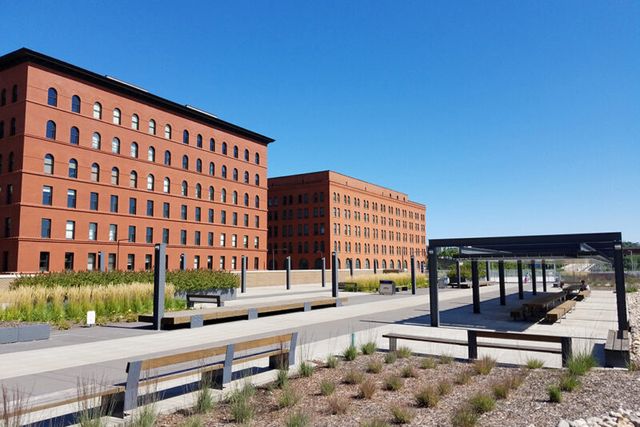 Featured photo from East Plaza