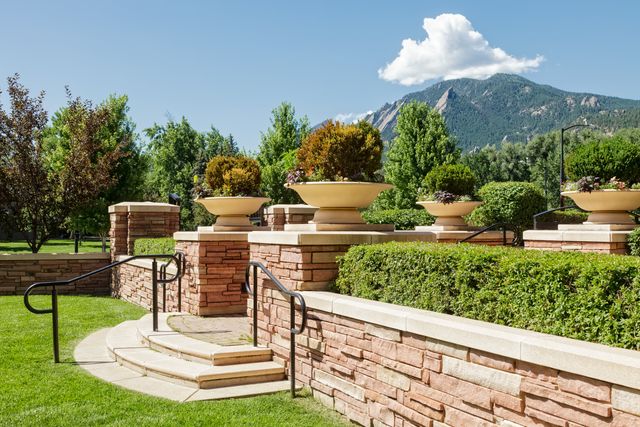 Featured photo from Redgarden Lawn