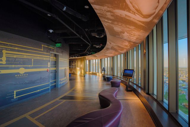 Featured photo from 33rd Floor Indoor Observation Deck