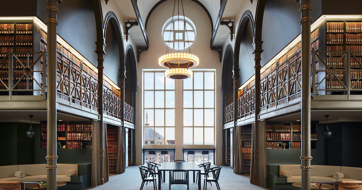 Knights Library photo-d6a3de51-f338-4f8e-ab25-3224e0383bf6.jpg?tr=w-1200,h-630,fo-fo-auto