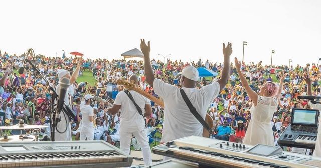 Featured photo from Live Photos