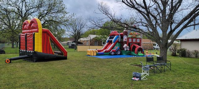 Featured photo from Backyard Bounce House