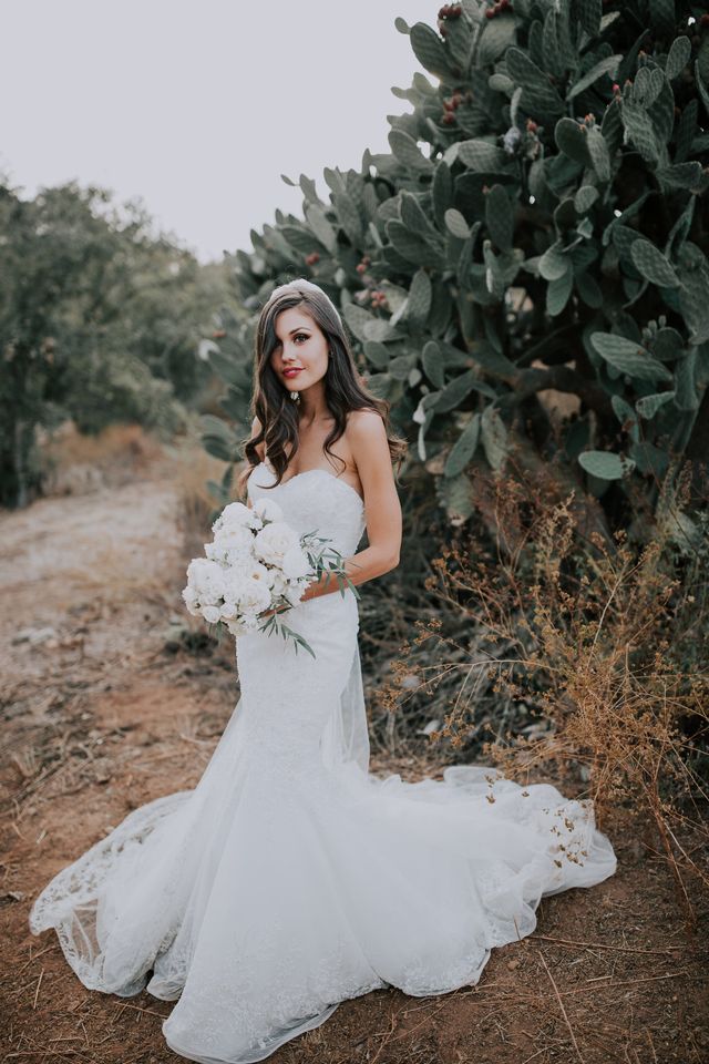 Featured photo from Britt Nilsson's Rustic Ranch Wedding