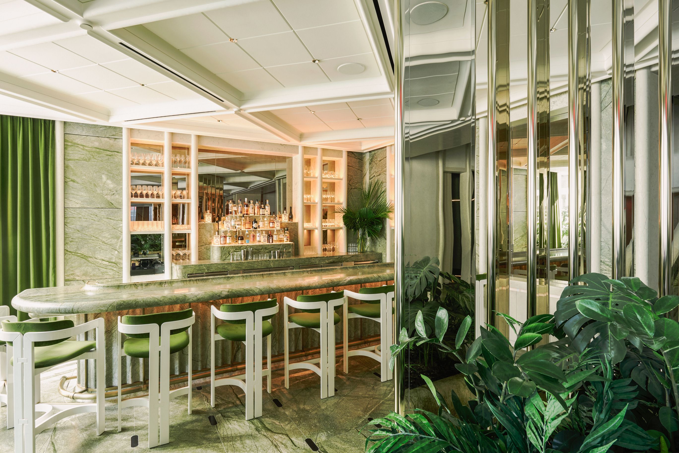 Le Jardinier Main Dining Room & Bar | Le Jardinier New York