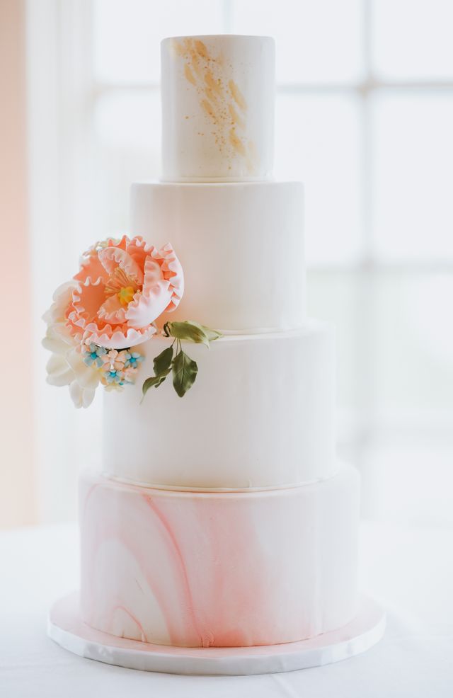 Featured photo from Wedding Cakes