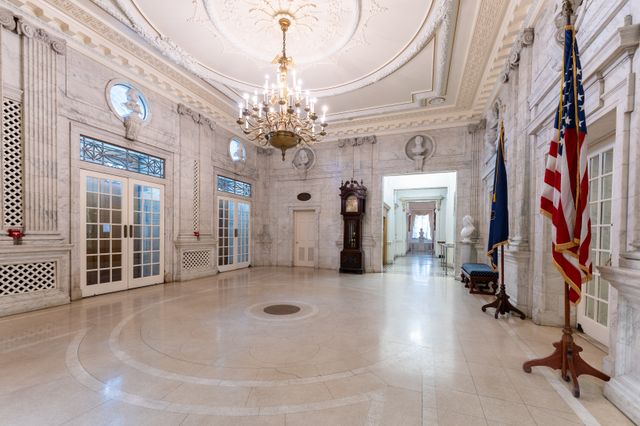 Featured photo from Pennsylvania Foyer