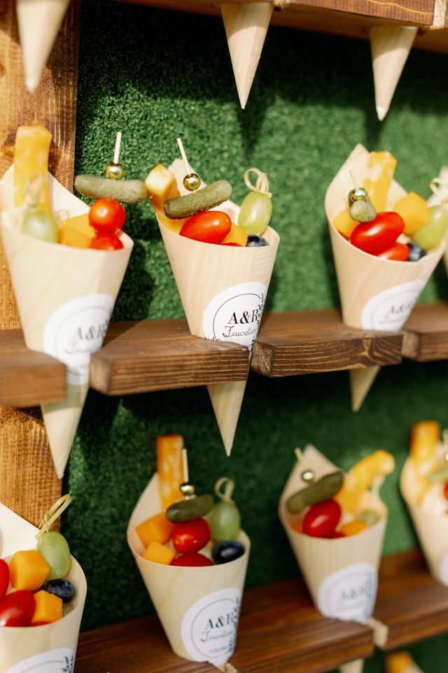 Featured photo from Rebecca & Andrew’s wedding