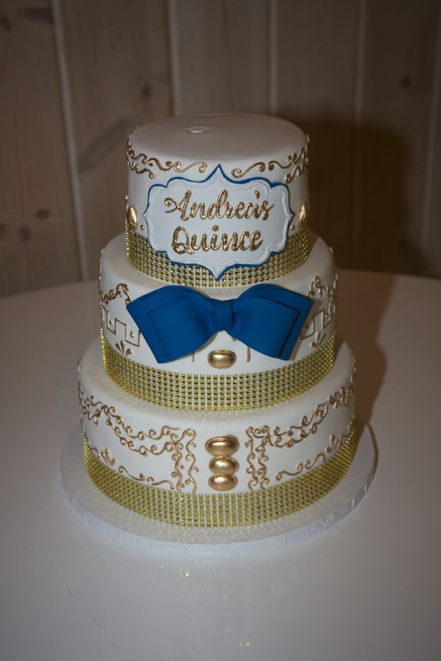 Featured photo from Quince photos