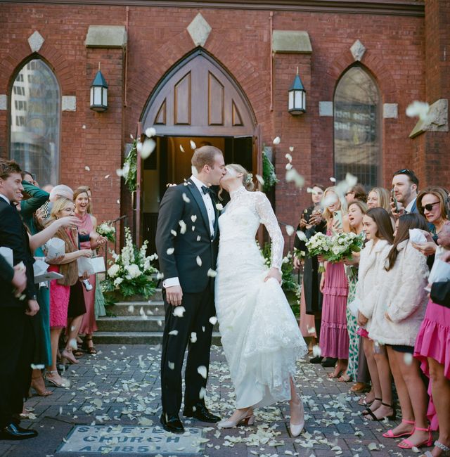 Featured photo from Immerse in Refined Beauty: STRADLEY DAVIDSON Linens Transform this Wedding at The Vanlandingham Estate