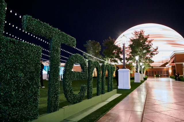Featured photo from Through the Looking Glass: a Corporate Wonderland at the Wynn