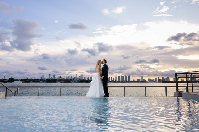 Featured photo from Savannah and Austin's Romantic and Modern Wedding
