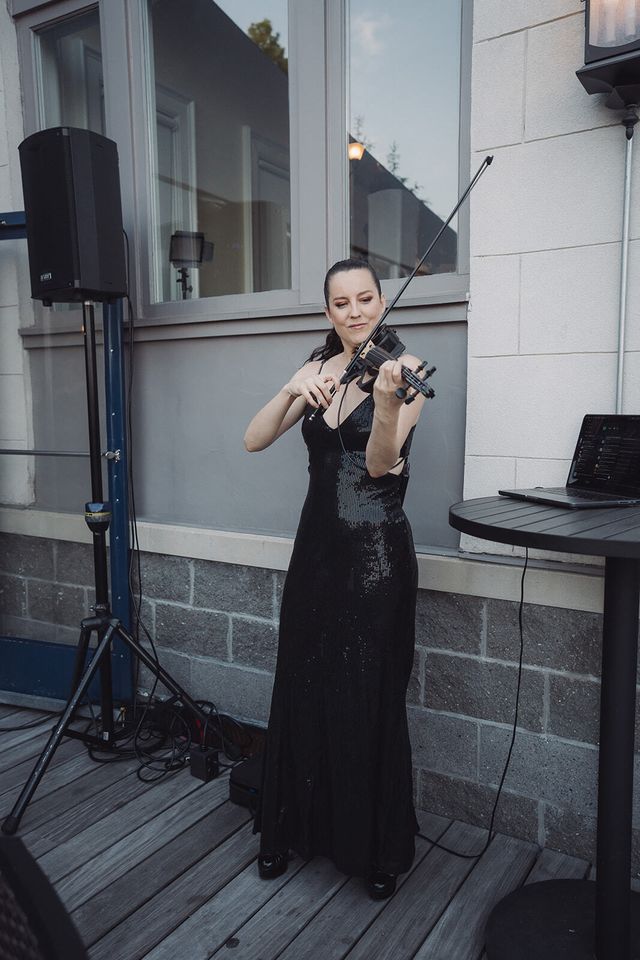 Featured photo from Gina and Dans Wedding!