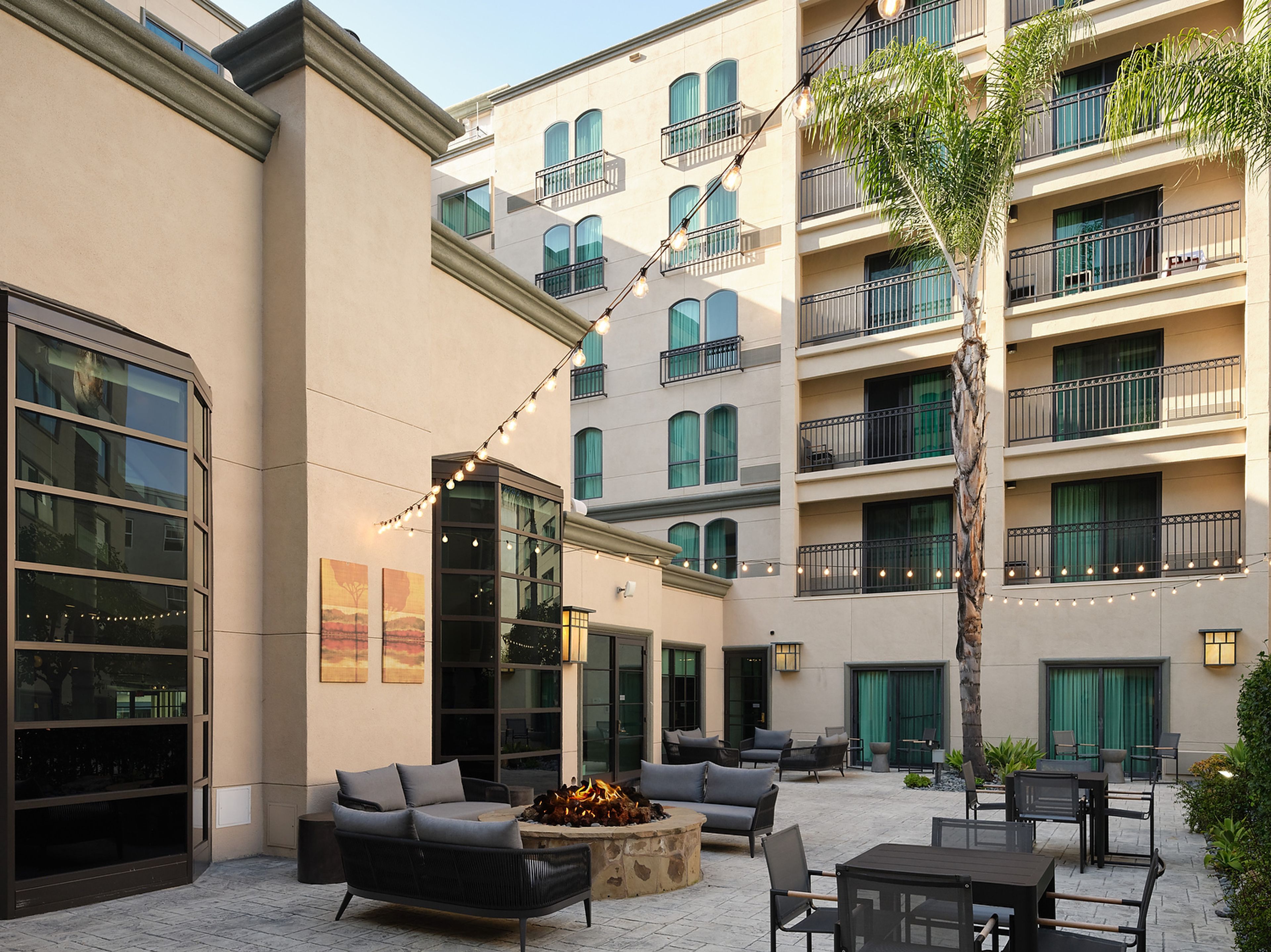 The Courtyard, an event space at Courtyard Los Angeles Pasadena/Old Town