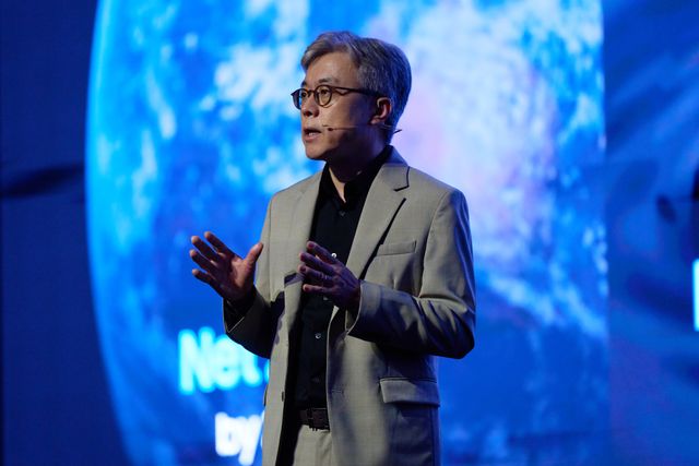 Featured photo from Samsung DS Foundry