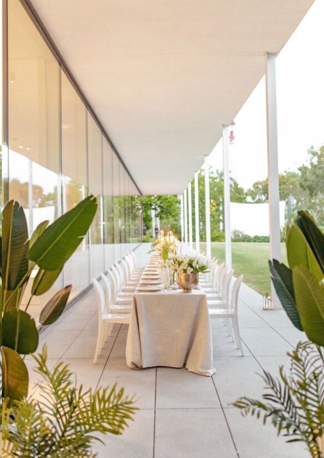 Featured photo from Anne and Chris Reyes Colonnade