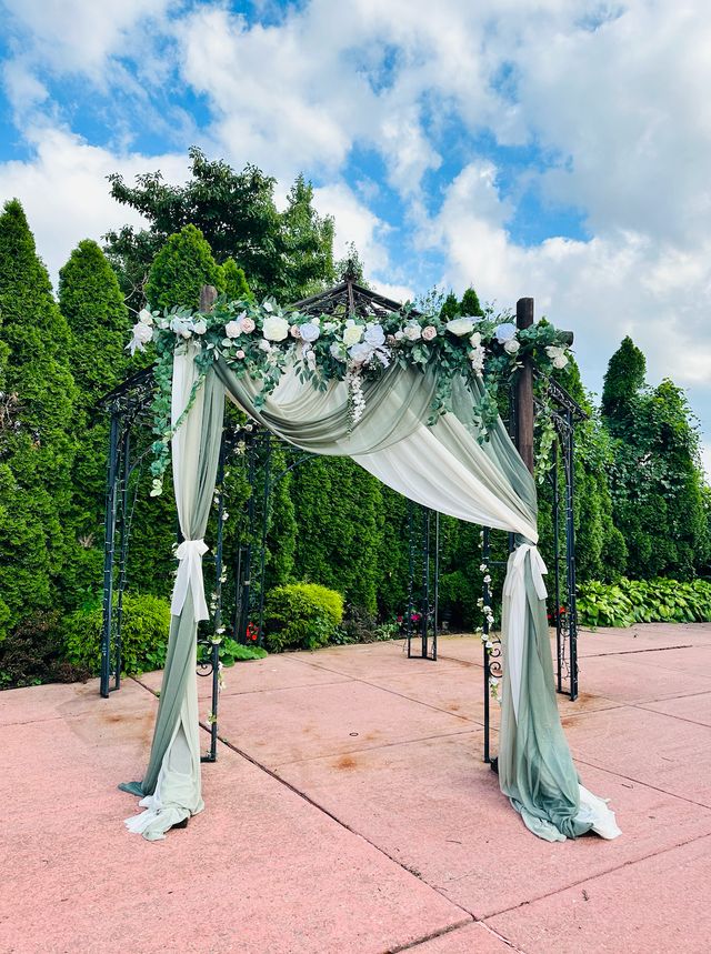 Featured photo from Revel in the Charm of this Spring Wedding by White Wave Events