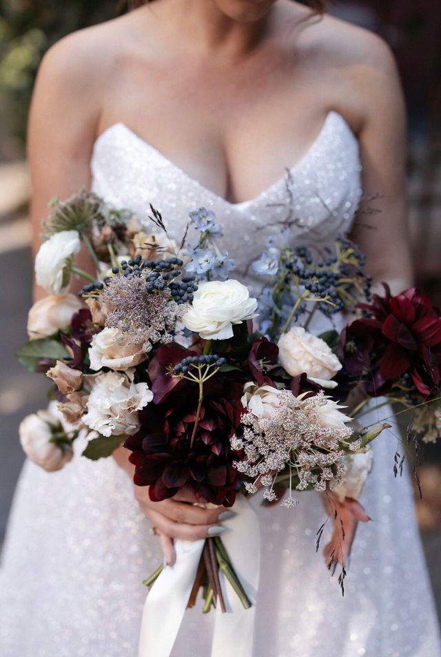 Featured photo from Stunning Autumn Wedding