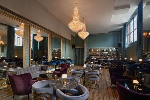 Featured photo from Mirror Bar