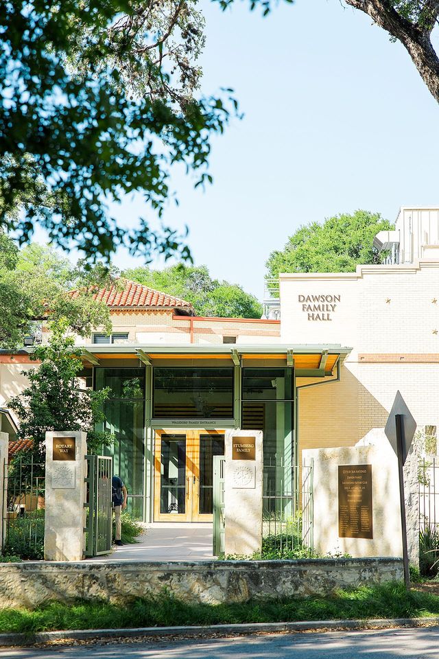 Featured photo from Wedding Reception full of Elegance and Beauty