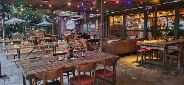 Featured photo from Texas Hill Country Patio