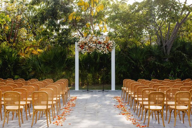 Featured photo from Marie & Jose Wedding