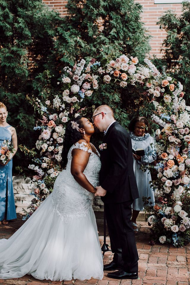 Featured photo from Relive This Elegant Wedding at Minneapolis Event Centers