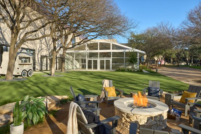 Featured photo from Luna Blanca Event Tent