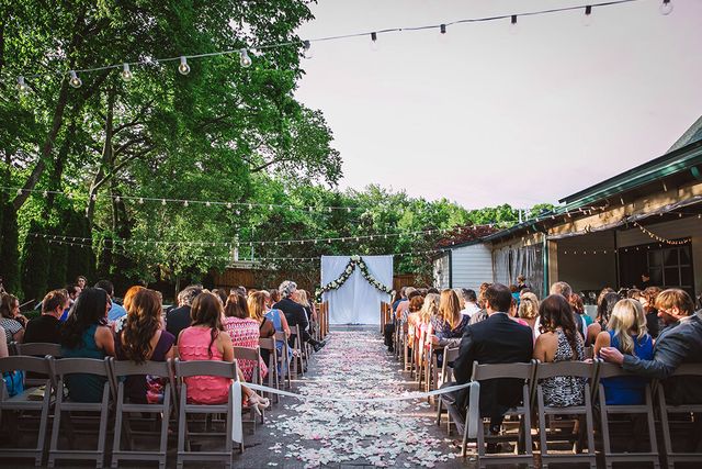 Featured photo from Loveless Barn