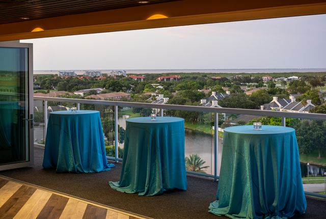 Featured photo from Vantage Rooftop Bar