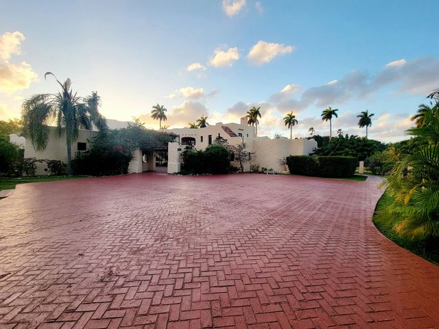 Featured photo from Outdoor Reception Space