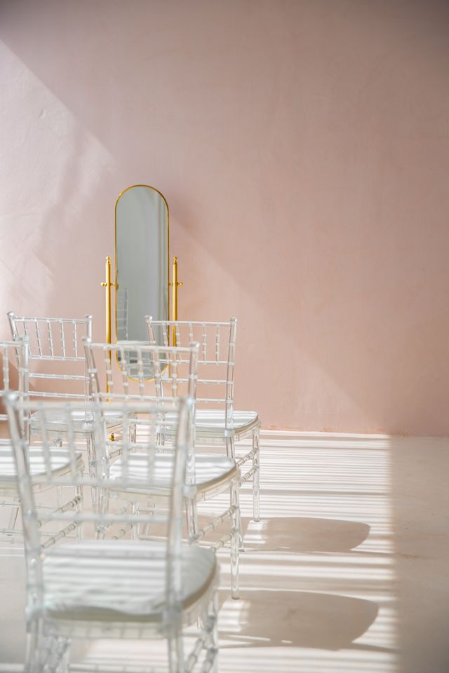 Featured photo from Hare Pink Room