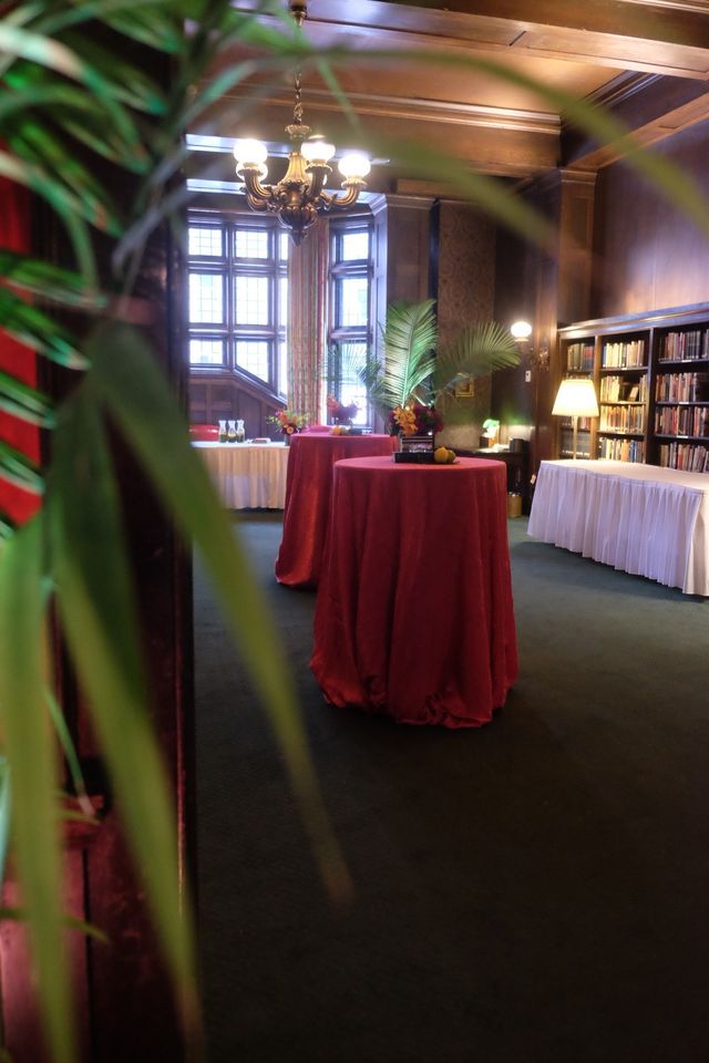 Featured photo from Paradise Found: Delight in This Tropical Dinner Party in Dallas, Texas