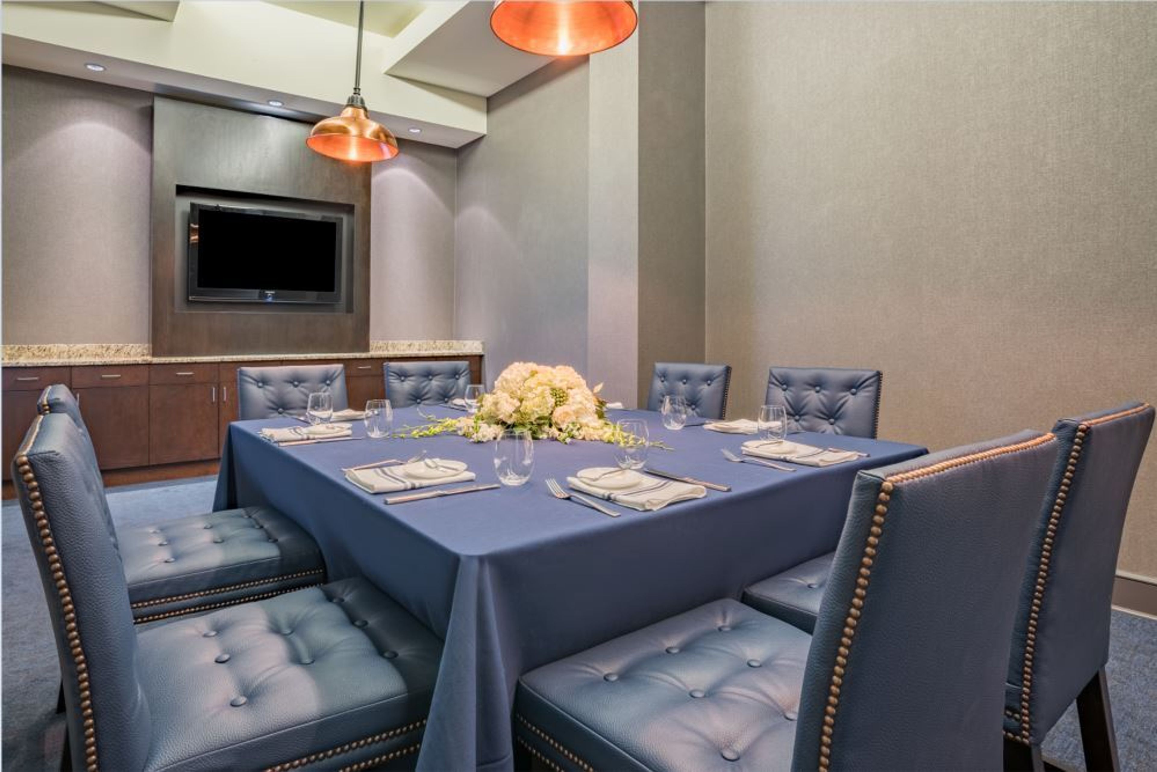The Bloomington ChopHouse Private Dining, an event space at Hilton Minneapolis Bloomington