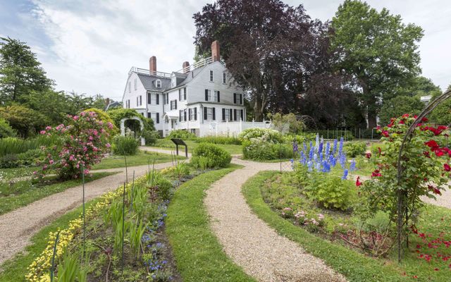 Featured photo from Historic Ropes Mansion Garden