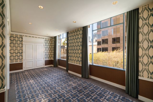 Featured photo from Plaza