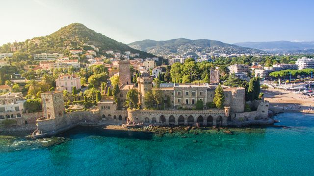 Featured photo from S & J Wedding