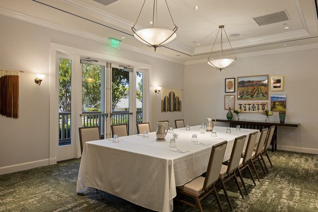 Featured photo from Luna Boardroom