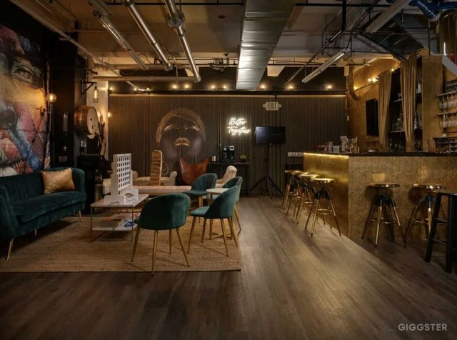 Featured photo from Swanky Speakeasy Bar & Lounge